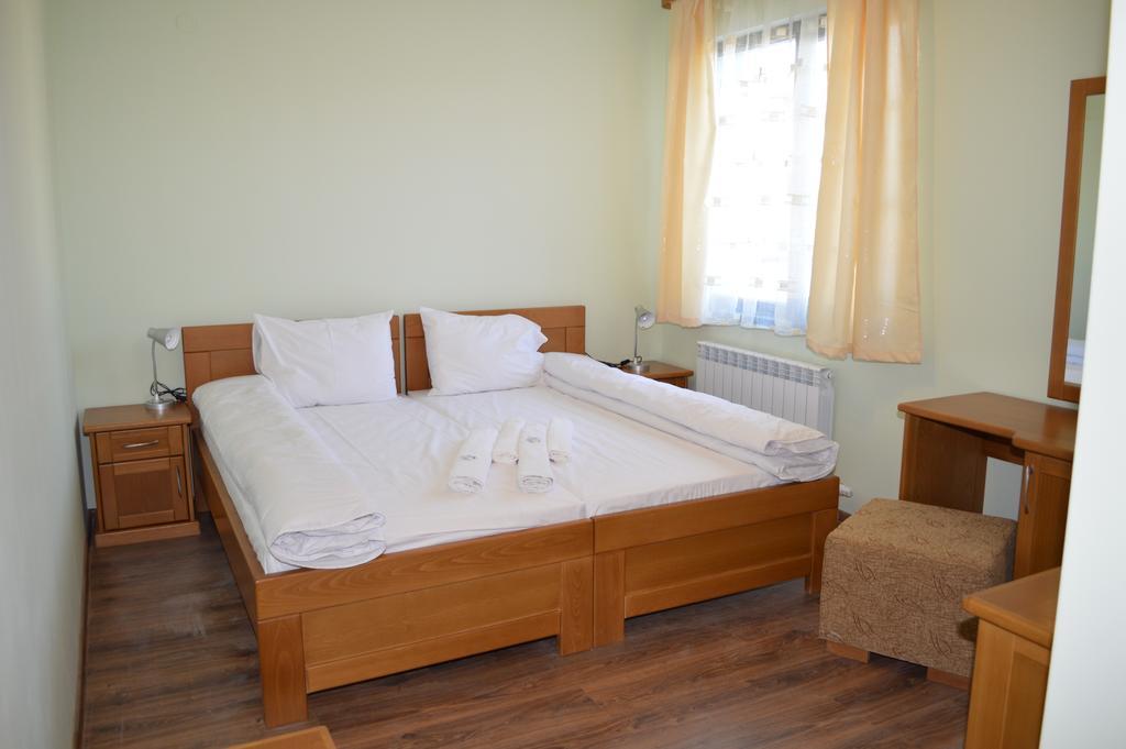 De-Yan Guest House Oreshak  Bilik gambar